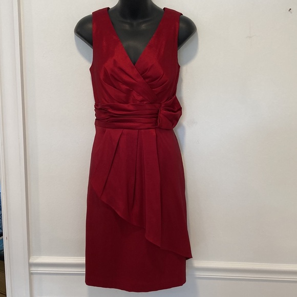 Chetta B Dresses & Skirts - CHETTA B Deep Red Evening Dress Sleeveless in Size 8